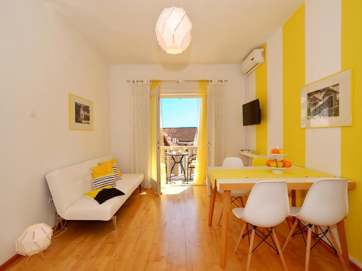Apartments Newway Bol Buitenkant foto